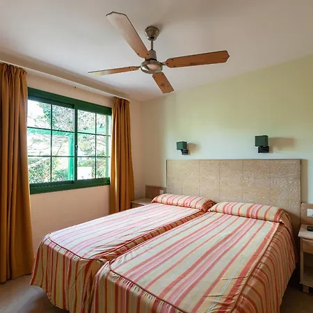 Cordial Sandy Golf Apartament *