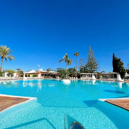 Cordial Sandy Golf Apartamento