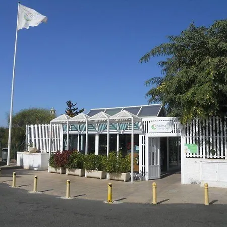 Cordial Sandy Golf Apartamento *