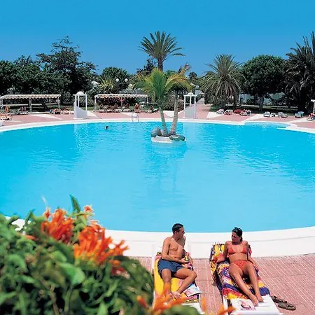 Cordial Sandy Golf Apartamento